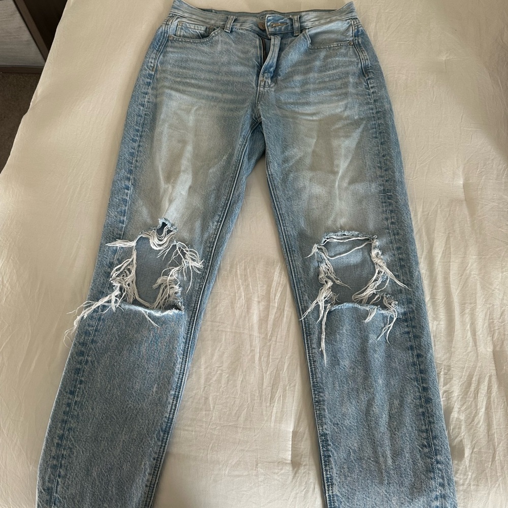 ae mom jeans size 2